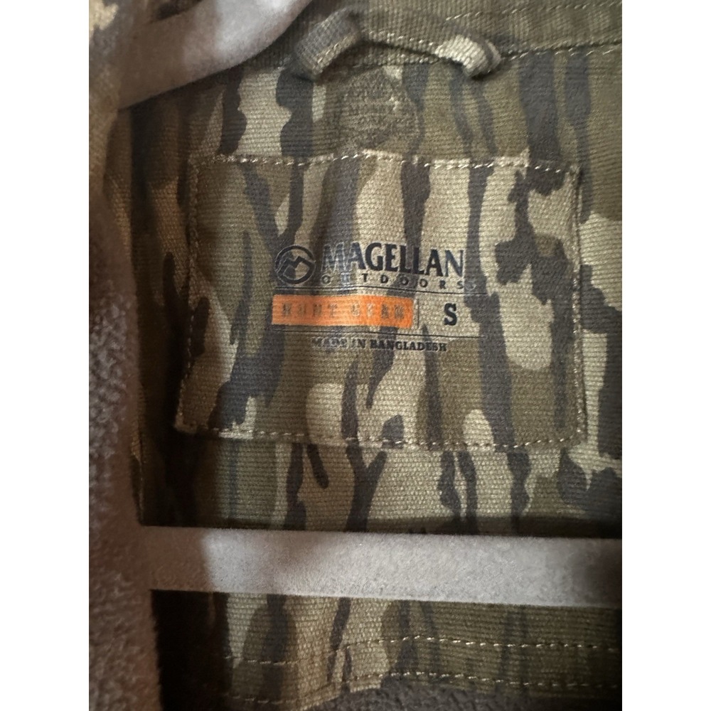 Magellan Size Small Light Fleece Lined Camo Jacket - Picture 2 of 9